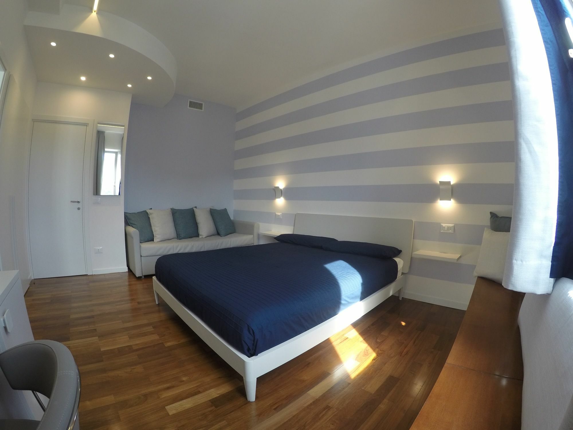 Guesthouse Il Grattacielo Sul Golfo La Spezia Dış mekan fotoğraf